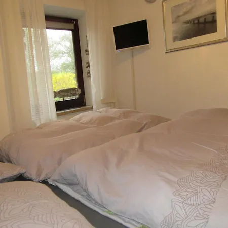 Luett Hues Apartment *